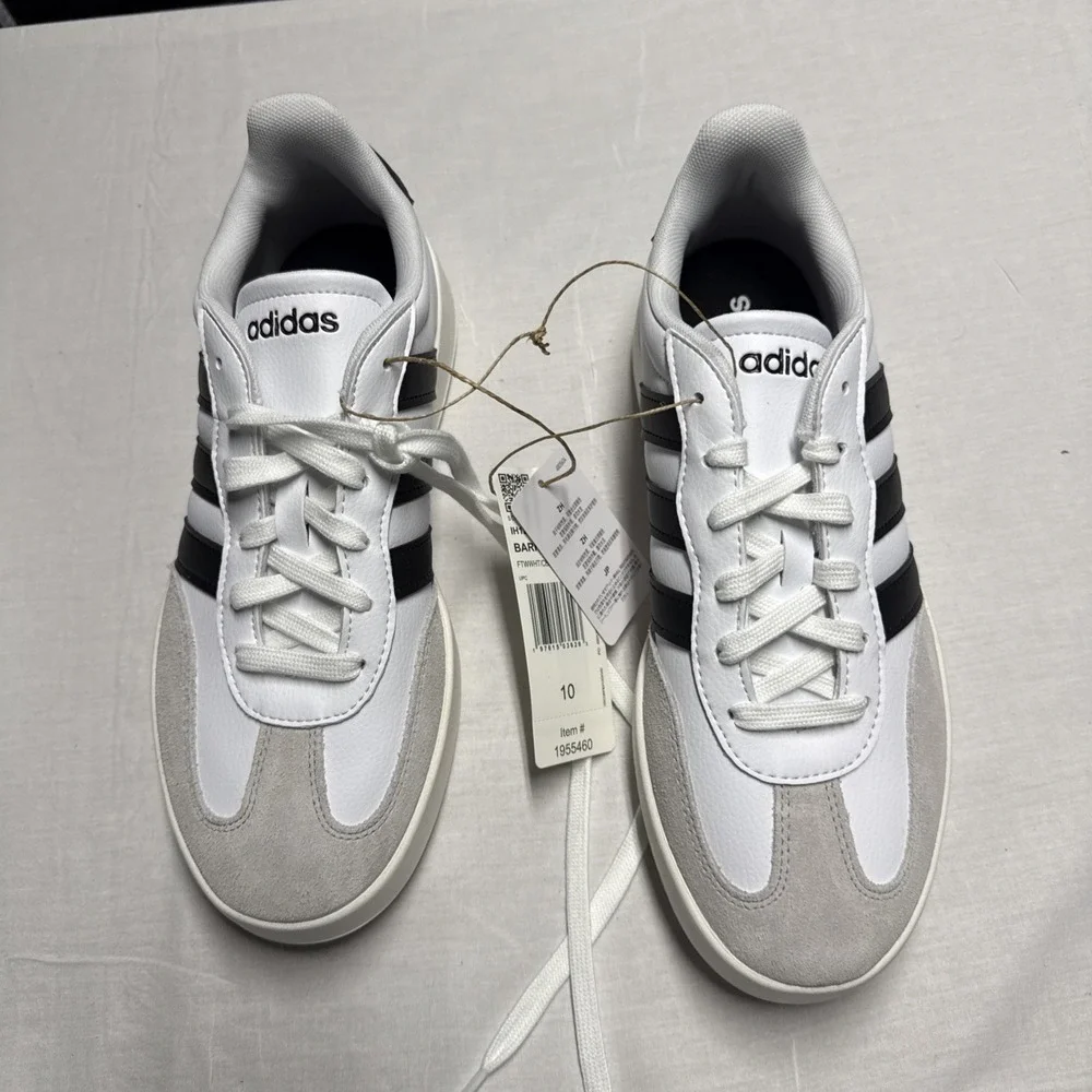 Adidas Barreda Men's Sneakers White Black Size 10 New In Box Casual Shoes